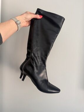 Black Stretch Knee-High Boots | Pointed Toe Kitten Heel